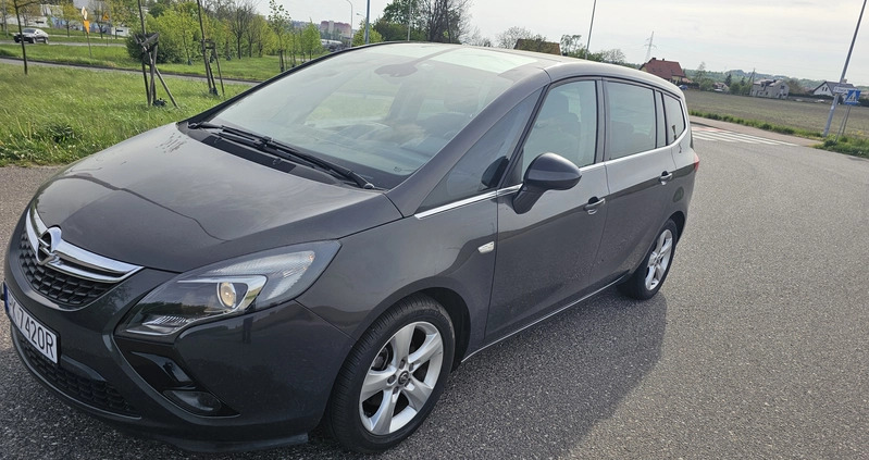 Opel Zafira cena 29900 przebieg: 127000, rok produkcji 2014 z Kalisz małe 301